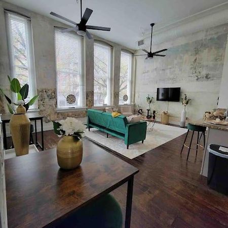 Luxury Condo “Walk To Everything” 멤피스 외부 사진